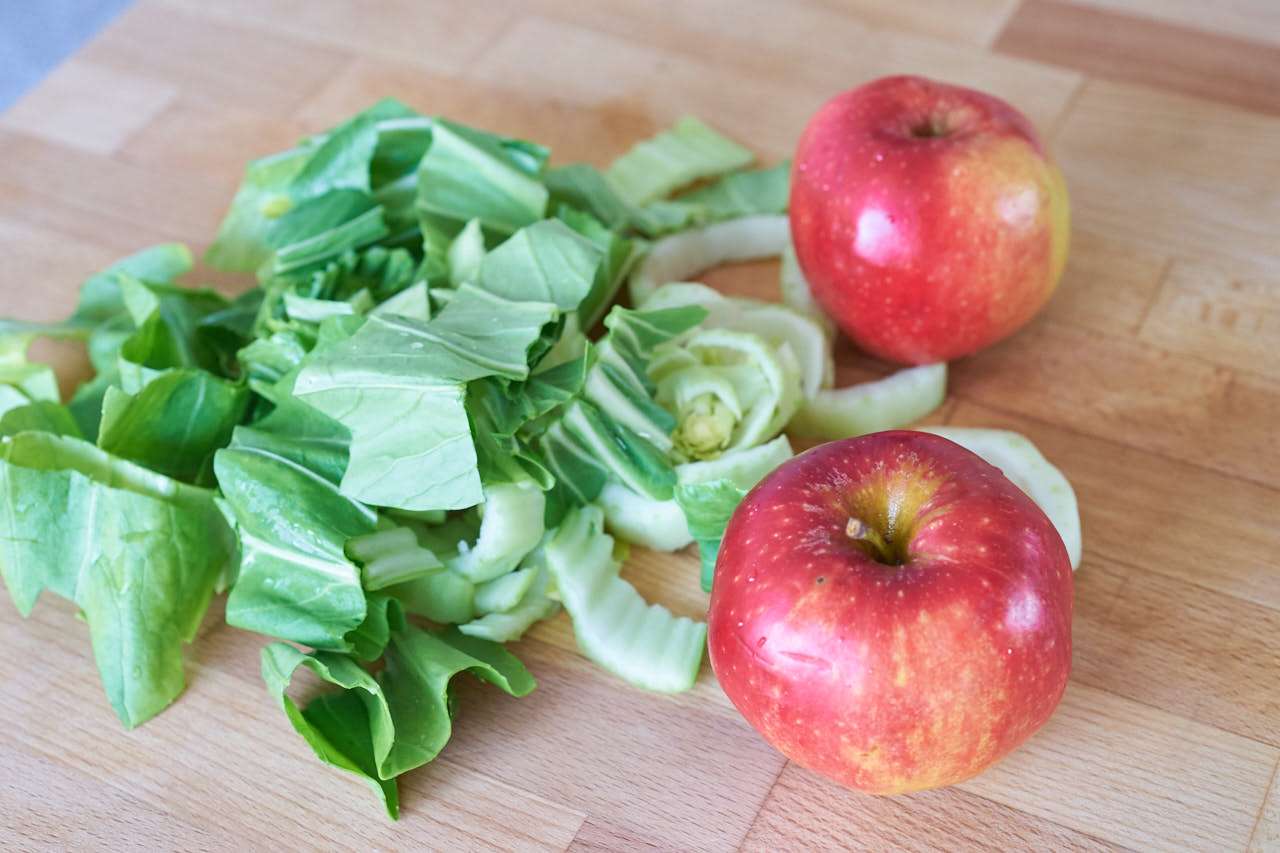 Mehr über den Artikel erfahren Pak-Choi-Salat mit Apfel